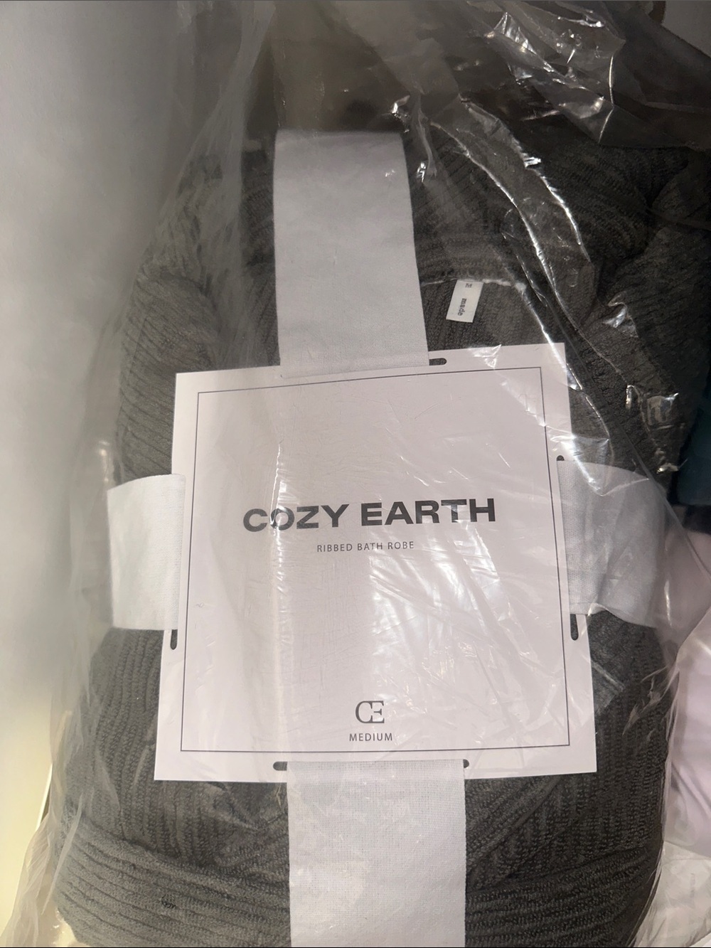 Cozy Earth Ribbed Terry Bath Robe (M) - Picture 5 of 6